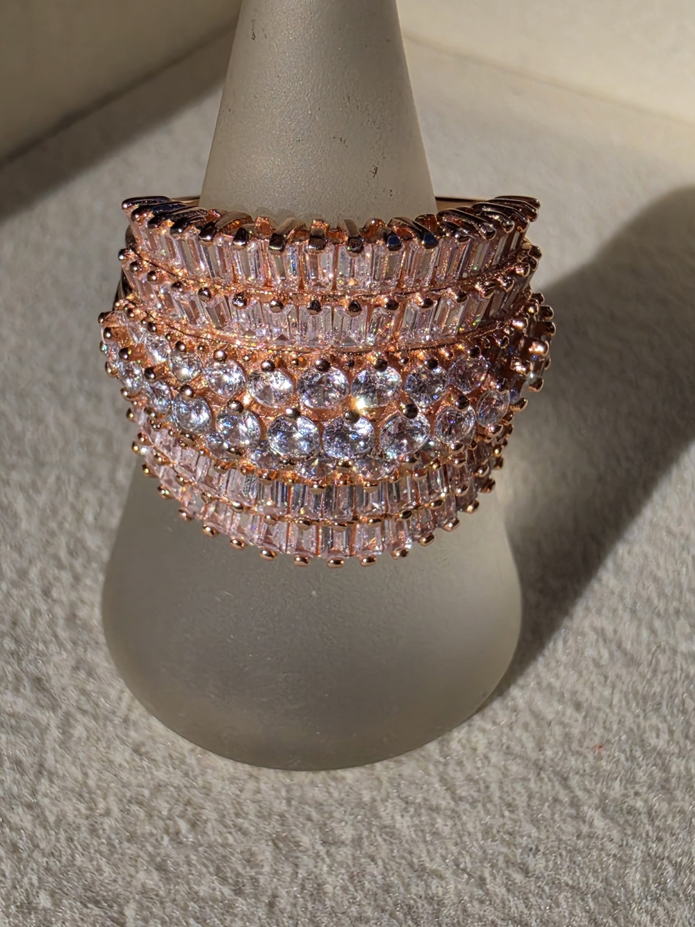 925 Rose Gold Plated Sterling Silver Multi Row Crystal Statement Ring • 9.05g